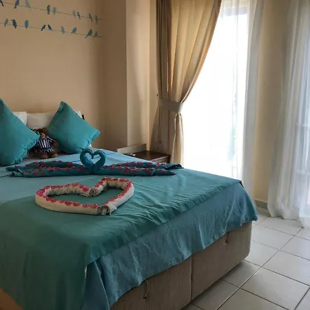 Hisar Sleeps 7 Pool Air Con Vilă