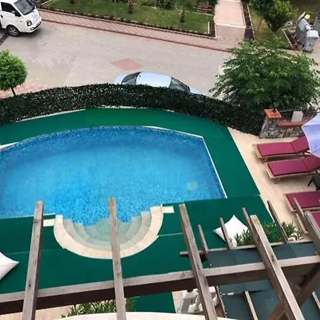 Vilă Hisar Sleeps 7 Pool Air Con *